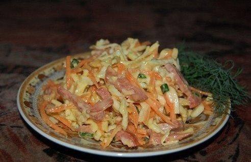 Салат "Быстрее некуда" - попробуйте, это вкусно! Ингредиенты: -Твердый сыр -Колбаса ...