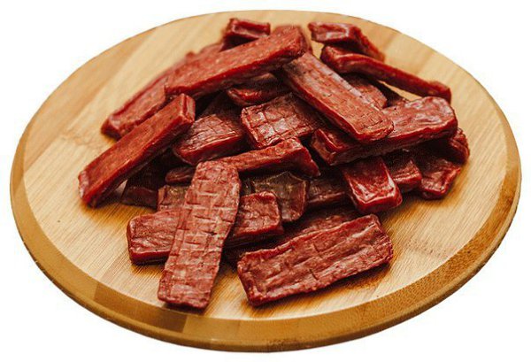 Мясные чипсы.Ингредиенты:-мясо (подходит свинина,говядина)-соль,перец-чеснок 4зубчика-соевый соус ...