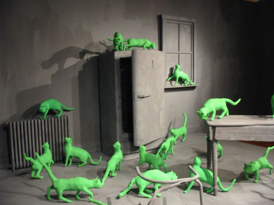   Sandy Skoglund   1946    ,  .  1973 ... - 18