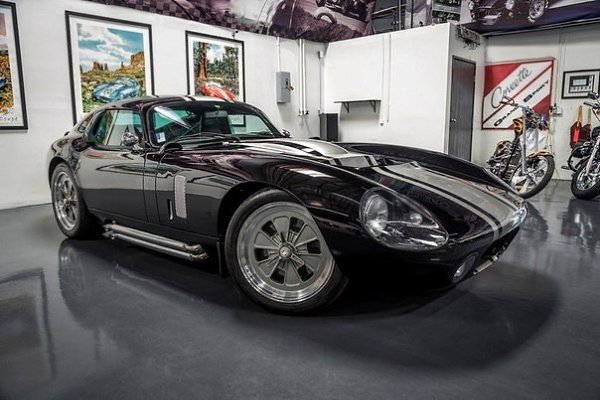 Легендарная красотка в идеальном состоянии. Shelby Cobra Daytona Coupe, 1965