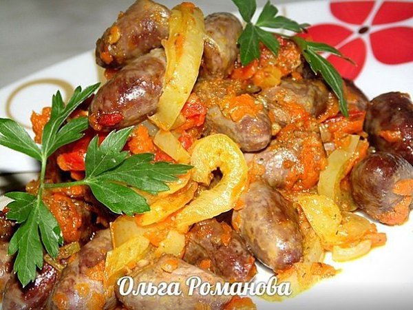 Куриные сердечки с овощами в соевом соусе.Автор: Ольга РомановаКуриные сердечки - 500 гр Морковь - 1 ...