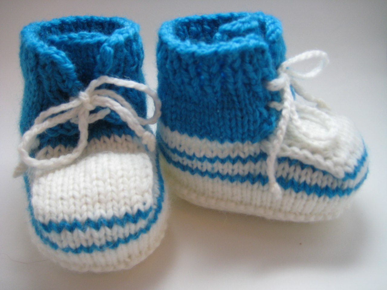 Пинетки кроссовки для малыша, вязаные спицами. ... - Вязаная одежда, текстиль, №967772121