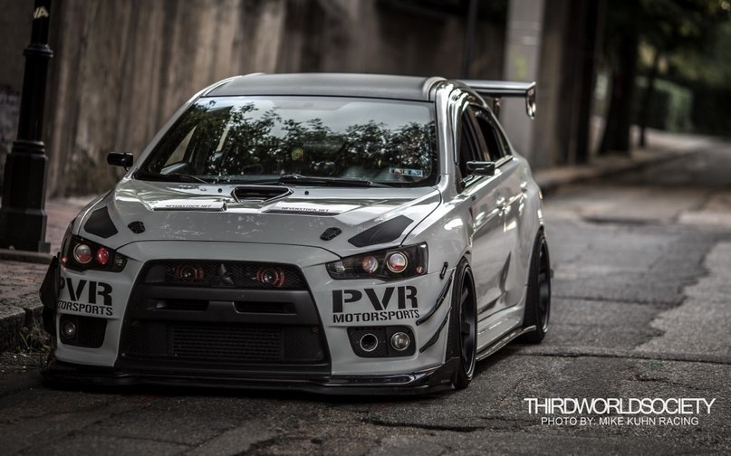 Mitsubishi Lancer Evolution X.