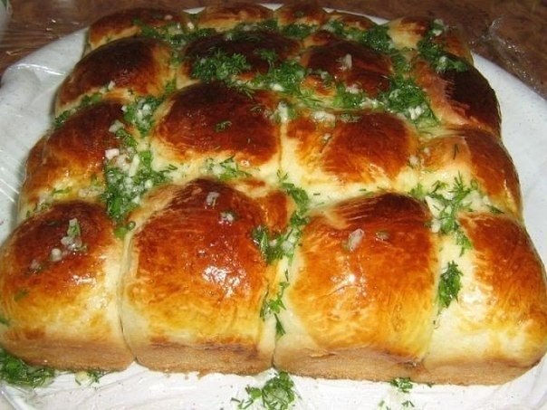 Вкуснейшие пампушки с чесночным соусом к борщу! Ингредиенты: Вода тёплая – 1 стакан Молоко тёплое – ...