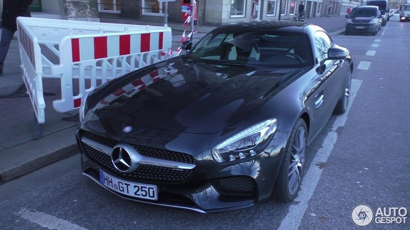 Mercedes-AMG GT S - 6