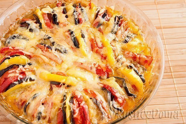 Мусака по болгарски.баклажаны – 3 шт (средние)картошка – 3 штперец болгарский – 2 штпомидоры – 4 ... - 8