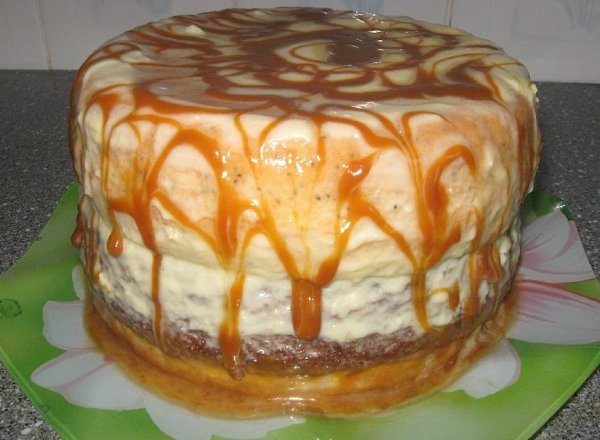 Бисквит в мультиварке.Ингредиенты для одного коржа:Яйца - 3 штуки;Сахар - 170 грамм;Сода - 1/2 ...