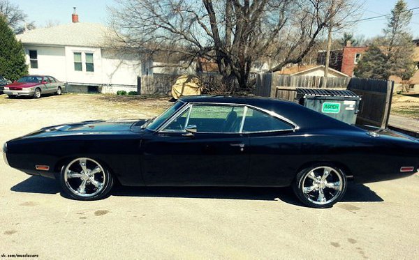 Dodge Charger (1970) - 4