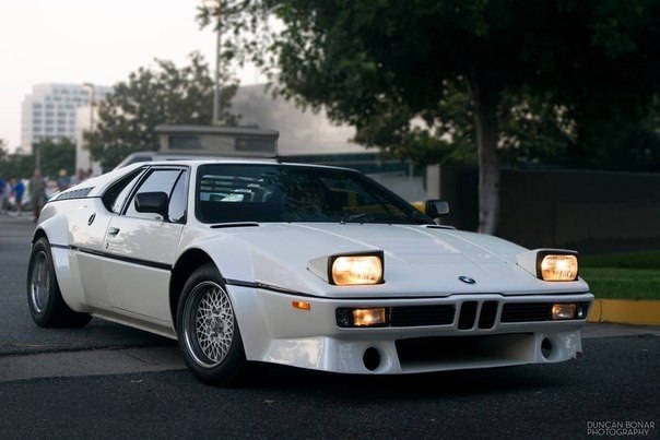 BMW M1 (E26)