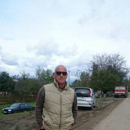 Temuri, 61, 