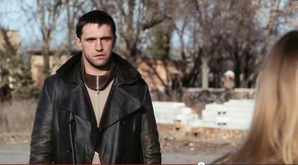 Если любишь - люби без обмана. Если веришь - то верь до конца. Ненавидишь - скажи это прямо. А если ...
