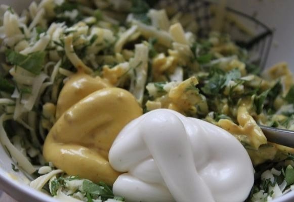 МЯСО ПО-ФРАНЦУЗСКИ С ГОРЧИЧНЫМ СОУСОМ .ИНГРЕДИЕНТЫ: Мякоть свинины — 500 г  Лук — 2 головки  ... - 9