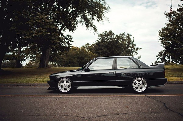 BMW e30