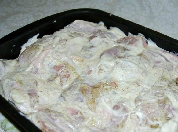 Курица, запеченная с гречкой.Ингредиенты:курица средних размеров2 стакана ... - 3