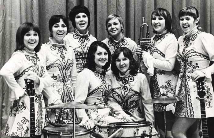 Самоцветы группа 70. Виа киров 1973. Ансамбли виа самоцветы. Виа 1960. Самоцветы группа 70.