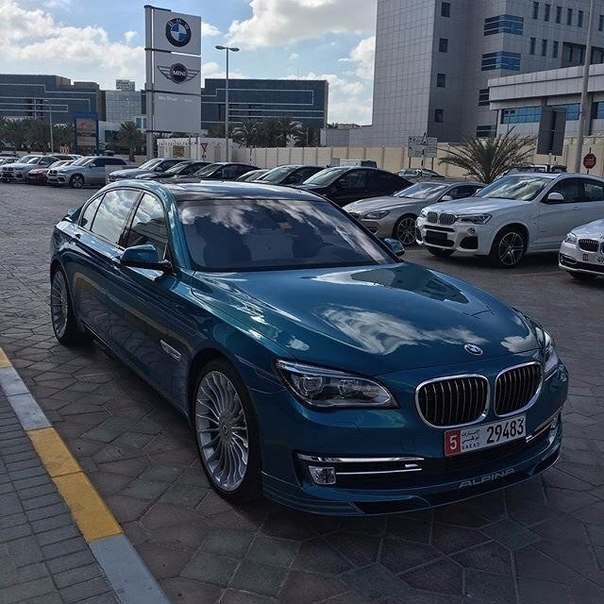  | BMW - 7  2016  12:15