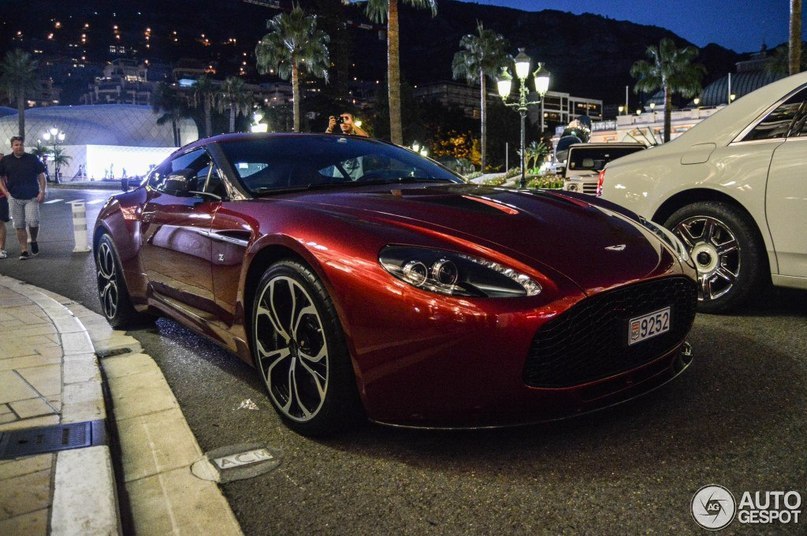 Aston Martin V12 Zagato