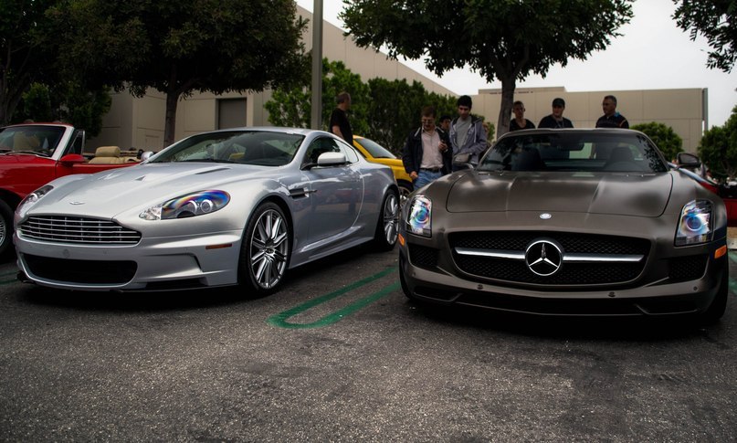 Aston Martin DBS  Mercedes-Benz SLS AMG.