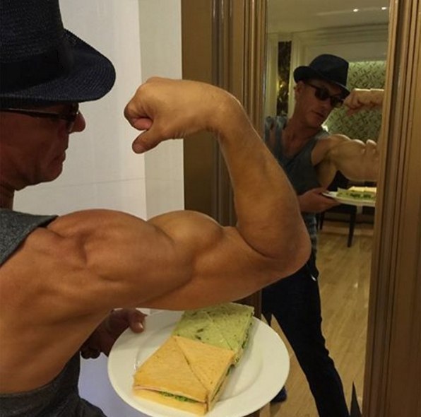 Jean-Claude VAN DAMME     - 5