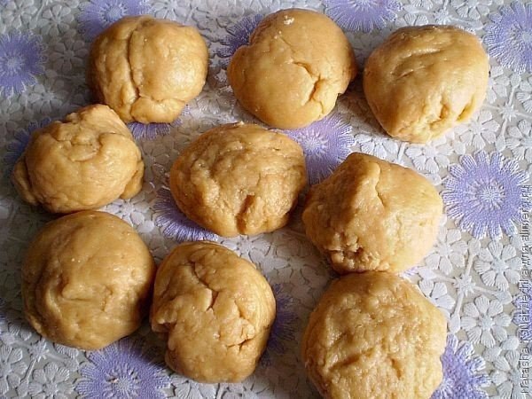 Медовый торт.Ингредиенты для теста:Яйца куриные — 2 шт.Маргарин — 200 гСахар — 200 гМед — 3 ст. ... - 7