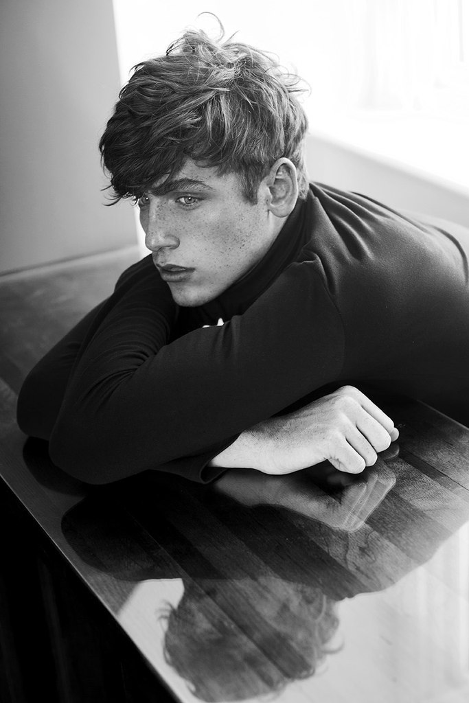 Интеллектуализация (лат. intellectualis - умственный) - один из механизмов психологической защиты, ...