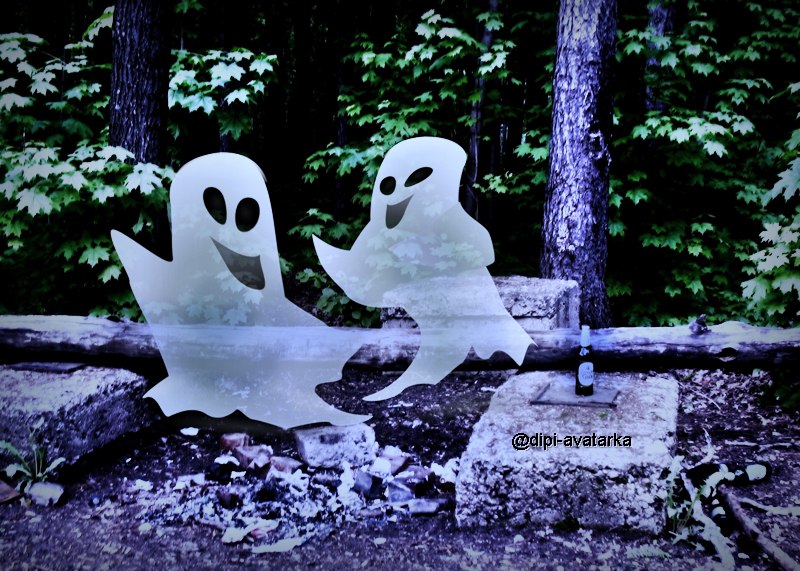 - А я ему говорю: пузо не треснет, батюшка?