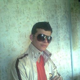 � �, �������, 33 ����