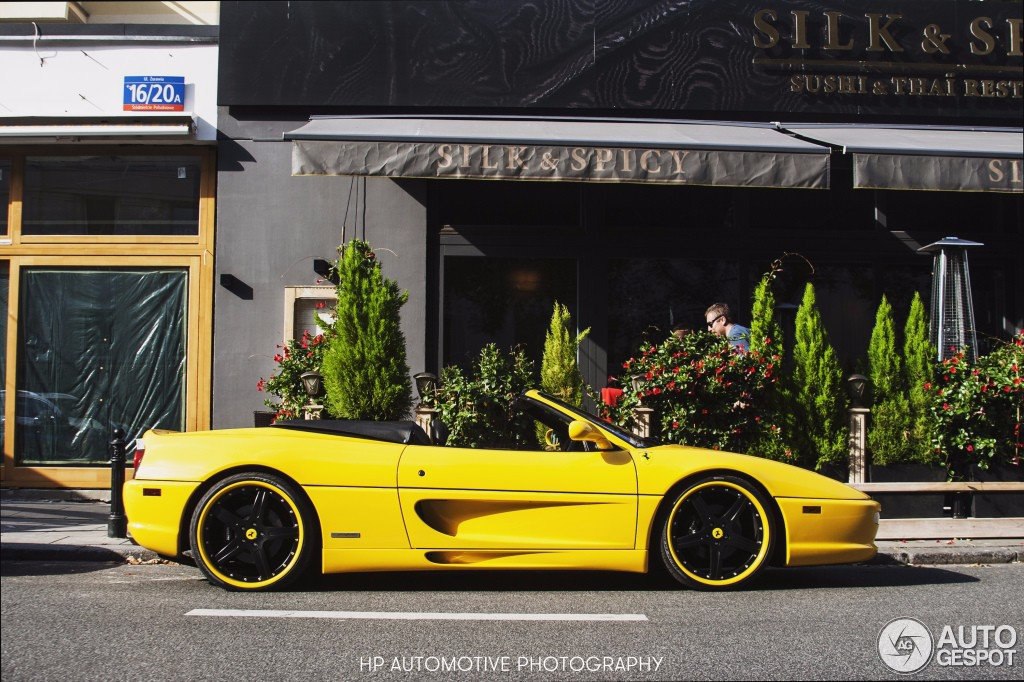 Ferrari F355 Spider