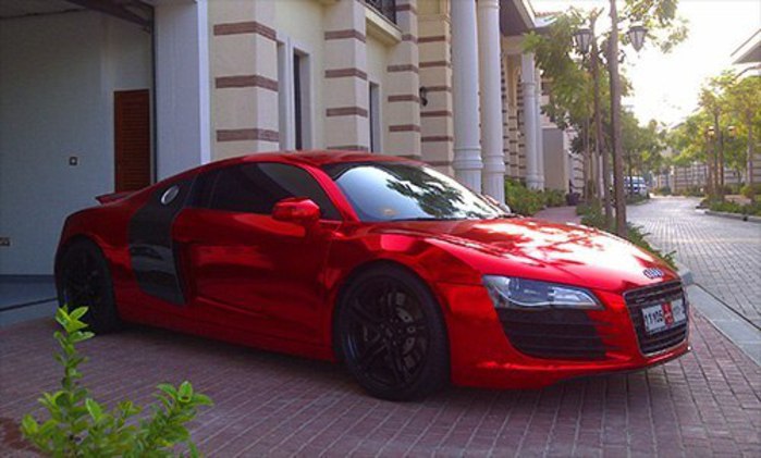 Audi R8       ,   ...