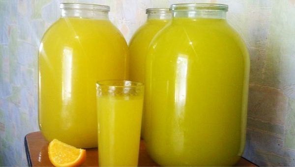 Из 4 апельсинов - 9 литров сока! Сок апельсиновый!!! 4 апельсина вымыть, обдать кипятком (чтобы ...