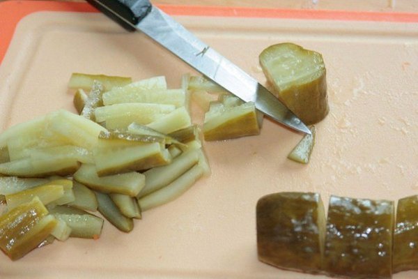 Солянка мясная сборная.Ингредиенты:Филе куриное — 200–250 гИзделия мясные — 350 гИзделия колбасные — ... - 4