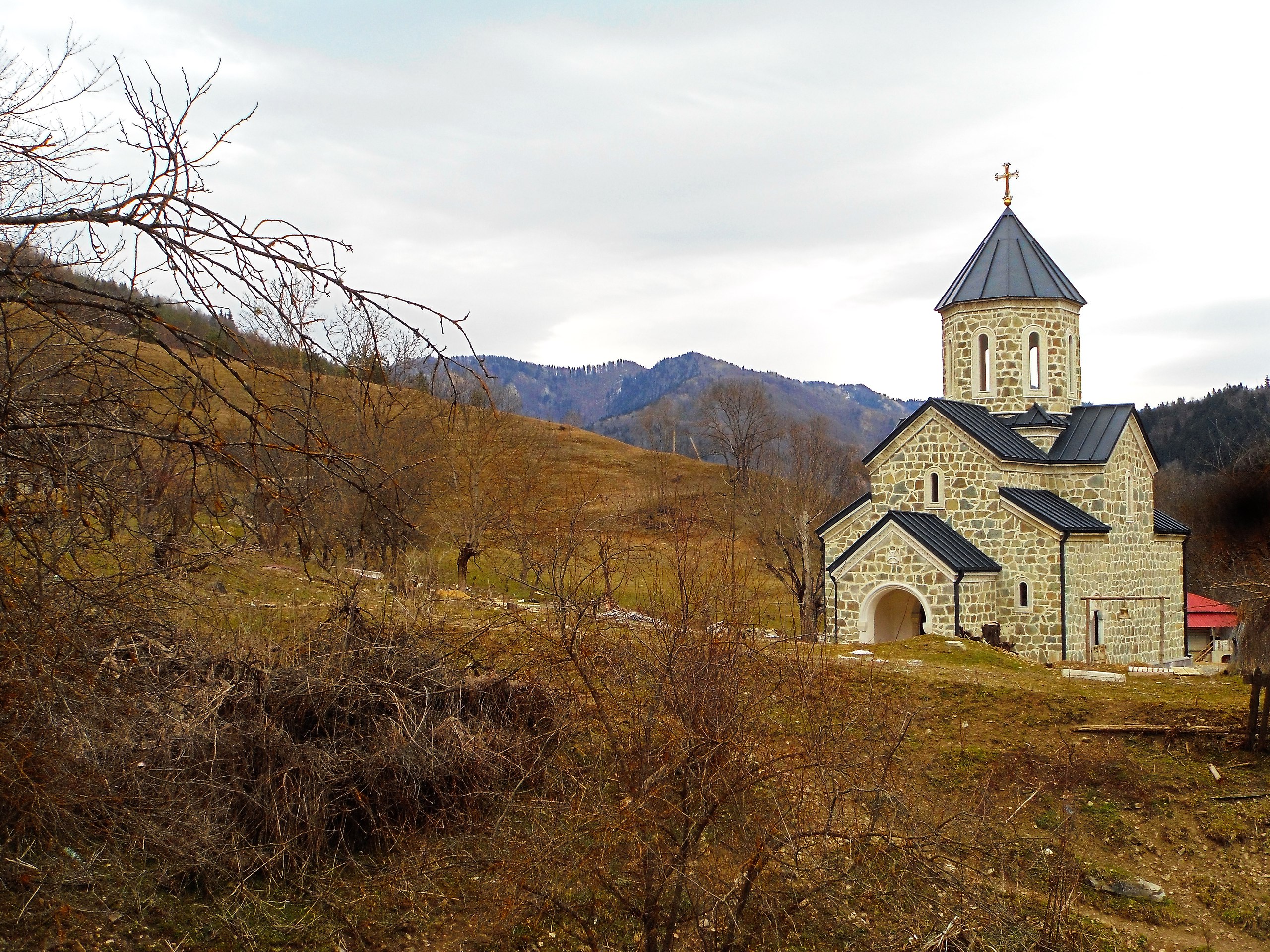 Some churches and monasteries of Dzama ravine