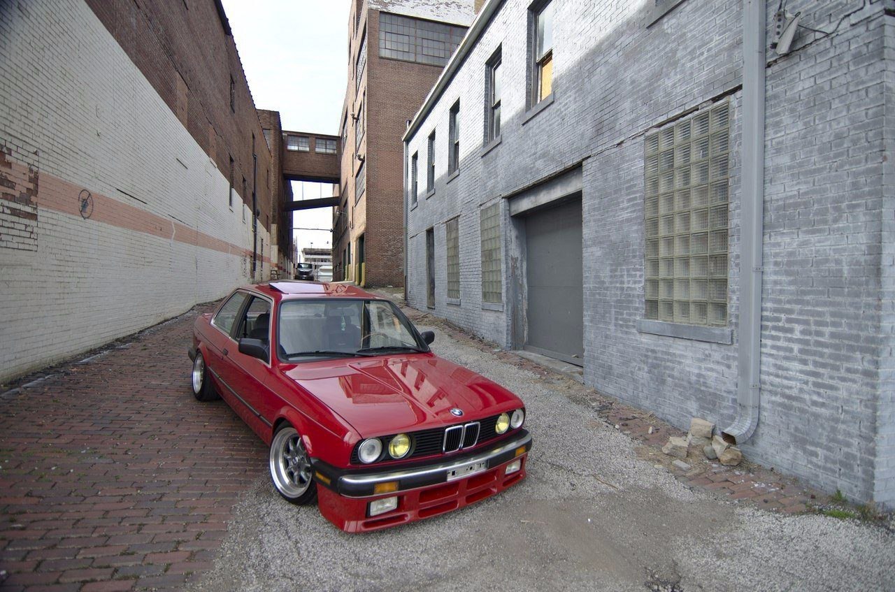 BMW e30