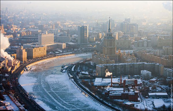 Посмотреть на крупные города с высоты можно на бесплатной выставке «Звездные войны».Захватывающие ... - 5