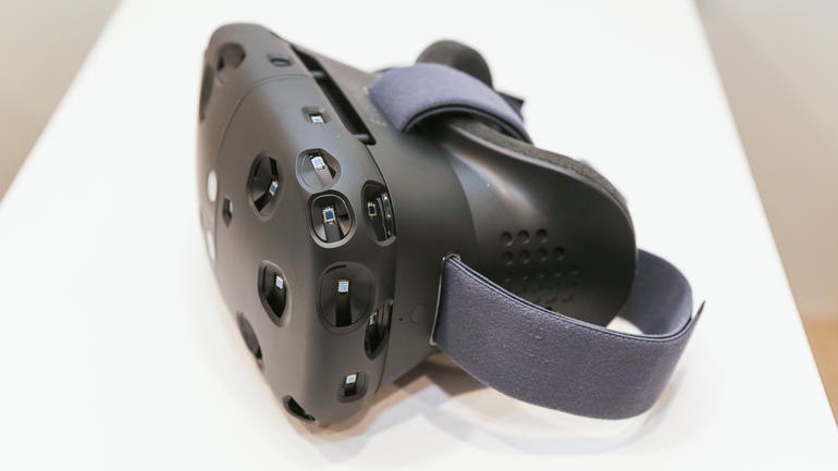 HTC Vive   ! : $400 - 3
