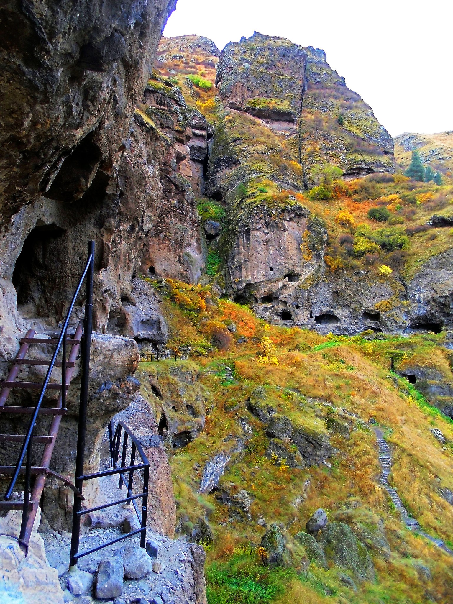 Vani cave monastery (VIII cent.) - 10