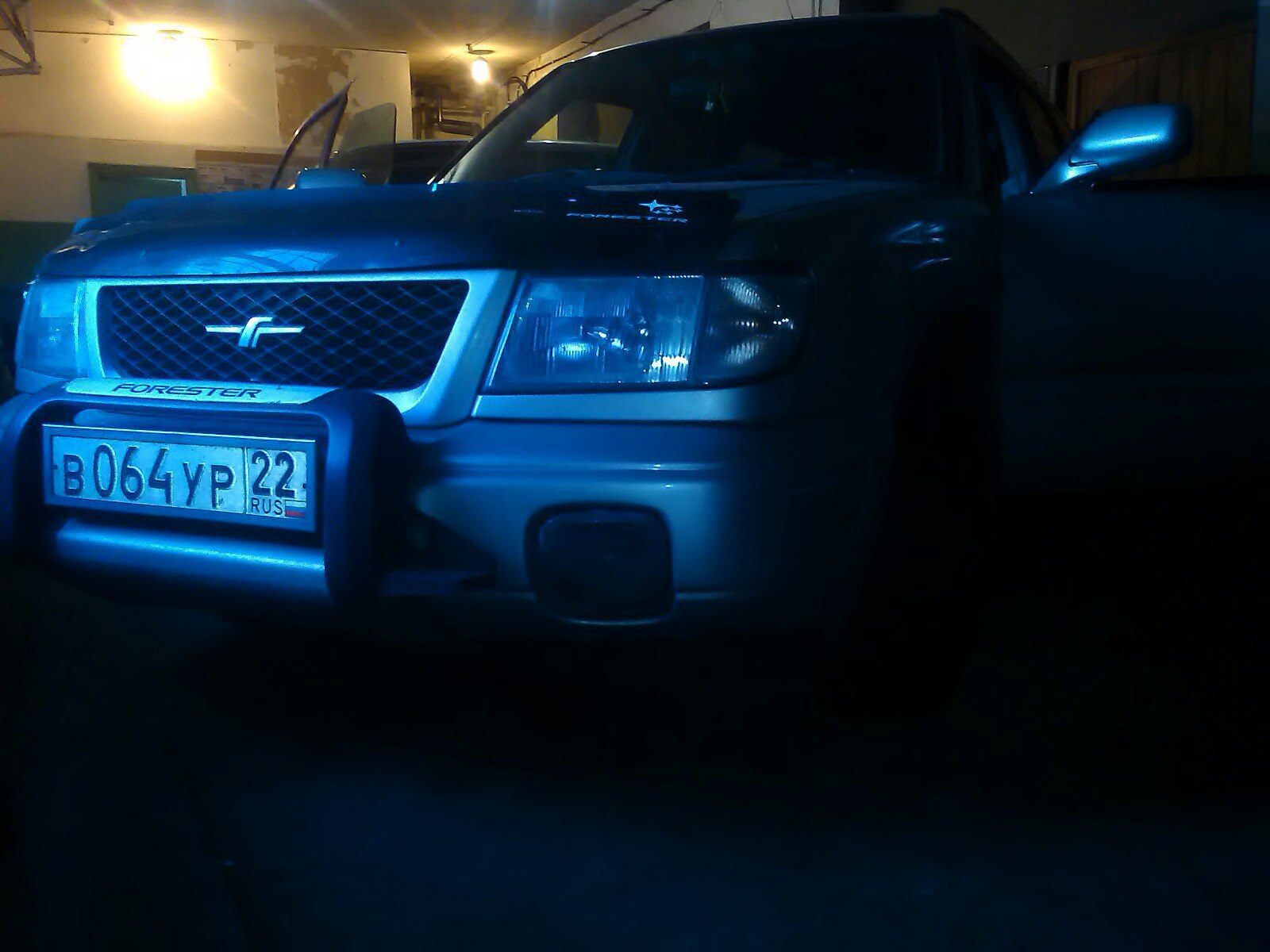 ˸  - 4  2015  19:04