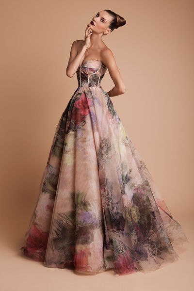 Потрясающие наряды из коллекции Rani Zakhem Haute Couture. - 3