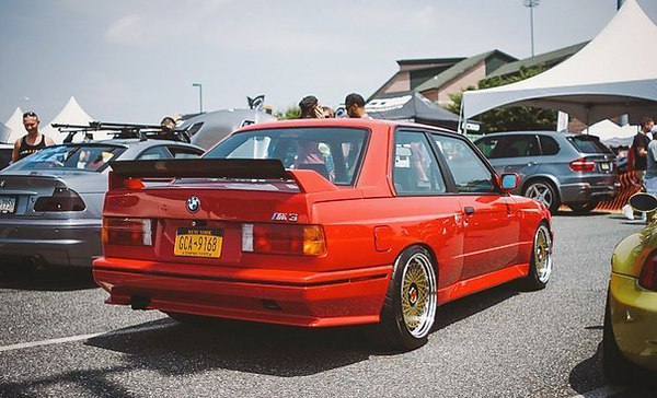 BMW M3 E30