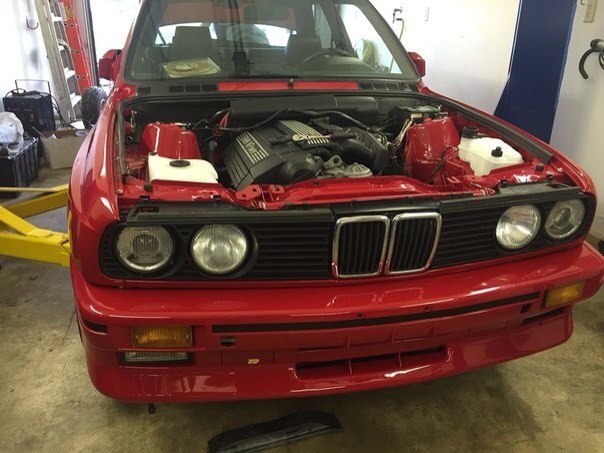        BMW M3 E30.  BMW M3 E30   . ... - 2