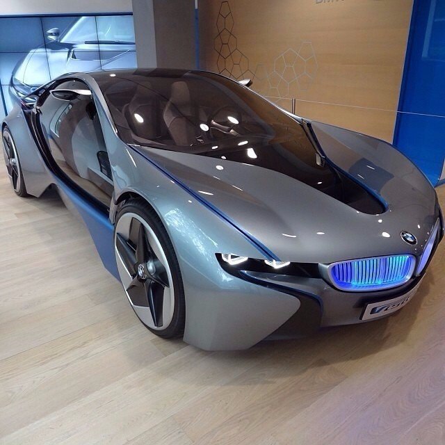 BMW i8