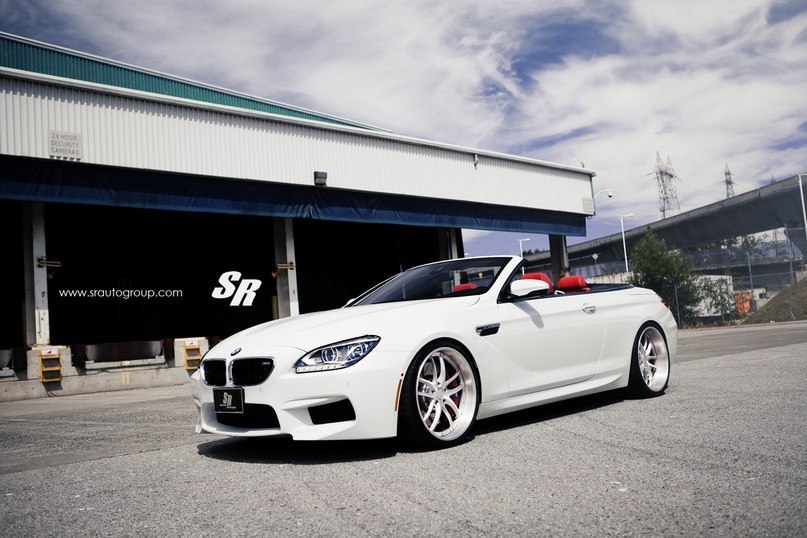 BMW M6 Cabrio.