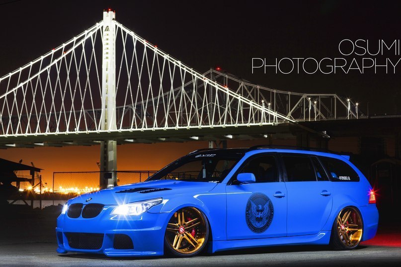 BMW 5-Series Wagon. - 4