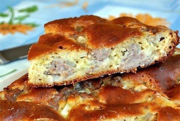 Пирог с мясом «Легче не бывает». Ингредиенты: - 2 яйца - 0,5 ч. ложки соли - 1 стакан муки - 1 ...