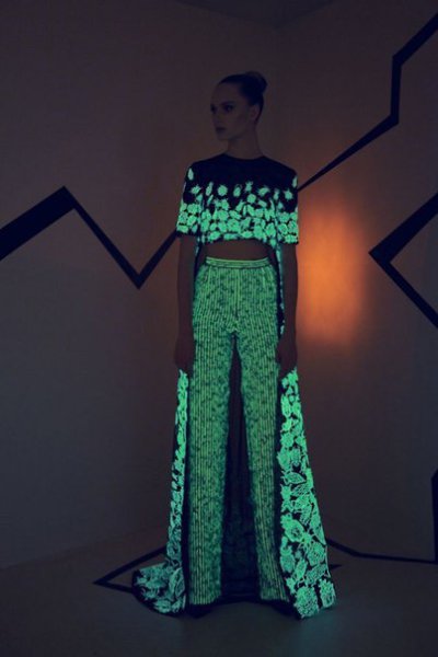 Невероятно красивая коллекция светящихся платьев от Kate Rainbow for Rami Kadi FW 2015-2016 Couture ... - 2