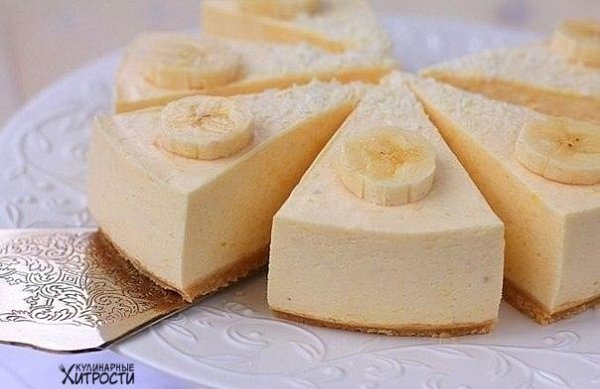 БАНАНОВЫЙ ЧИЗКЕЙК.Ингредиенты: 2 пачки обезжиренного творога, 1 яйцо, 2 ст. л. муки, 6 перезрелых ...