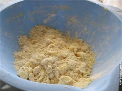 Гата. Ну оооочень вкусные рулетики! И готовятся быстро! Понадобится: Для теста: 400 г муки пачка ... - 6