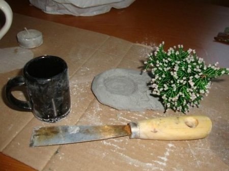 Елочка из бисера: мастер-класс.Понадобится: бисер зеленого цвета (80 г), бисер белого цвета (20 ... - 8