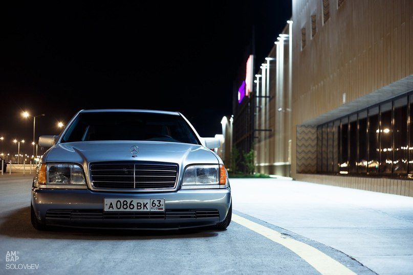 Mercedes-Benz W140