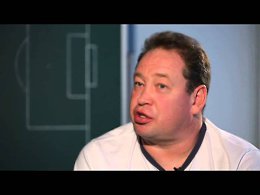 Главный тренер ЦСКА и сборной России Леонид Слуцкий признался, что до сих пор не может понять, почему некоторые предосудительно относятся к его появлению в ресторане быстрого питания.В 2012 году бол...